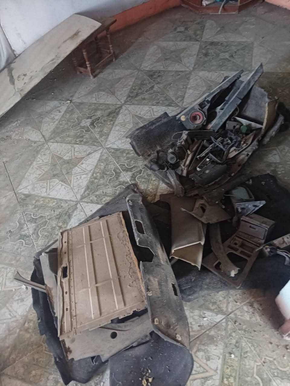 سلام عليكم
غراض خفاش للبيع  قييم واخذ  تنته مال باب قصير وياهن نواعم وتكم وفرس هواي غراض  ابيعهن كلهن شلع  اتريد قطع 
مكاني بابل الحمزة الغربي ***********
