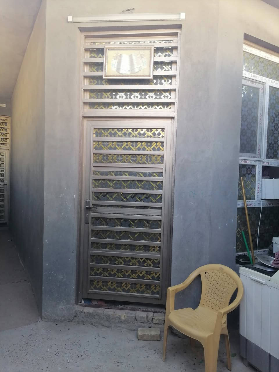 السلام عليكم بيت للبيع طابو صرف المساحة ١١٠ متر ٥ في ٢٢ البناء طابوق اساس وسقف صب مركزي بنا درجة أولى سنة البناء ٢٠٢٥ نقصه ستاره وبيتونه وارضيه ارضيته صبه ارتفاع متر ونص عن الشارع وارتفاع السقف ٣ ونص الاتصال على *********** السعر ٨٠ وبي مجال حي
الزهراء عرض الشارع ١٠ متر
