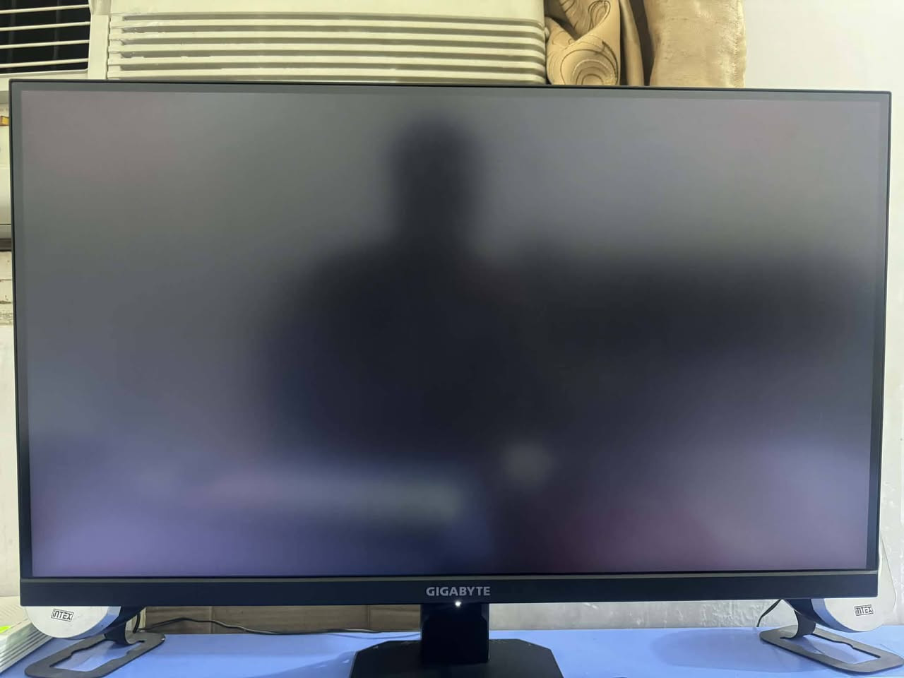 سلام عليكم شاشات كيمنك للبيع 
الاولى من شركة كيكا بايت حجم 27 بدقة 4k بتردد 160 هرتز بنل ips  شاشة نضيفة كلش بيهة فقط ديد بكسل واحد وممبين اصلا لو مو تركز هم مايبين بس اني اذكرة افضل السعر 375مع التوصيل 
الثانية شاشة من شركة hb نضيفة حجم 28 بدقة 4k بتردد 60 هرتز نضيفة بدون ستاند بنل تن السعر 185


**إذا كنت صاحب هذا الإعلان وتريد حذفه لأي سبب، رجاءا أرسل رسالة إلى الدعم الفني**