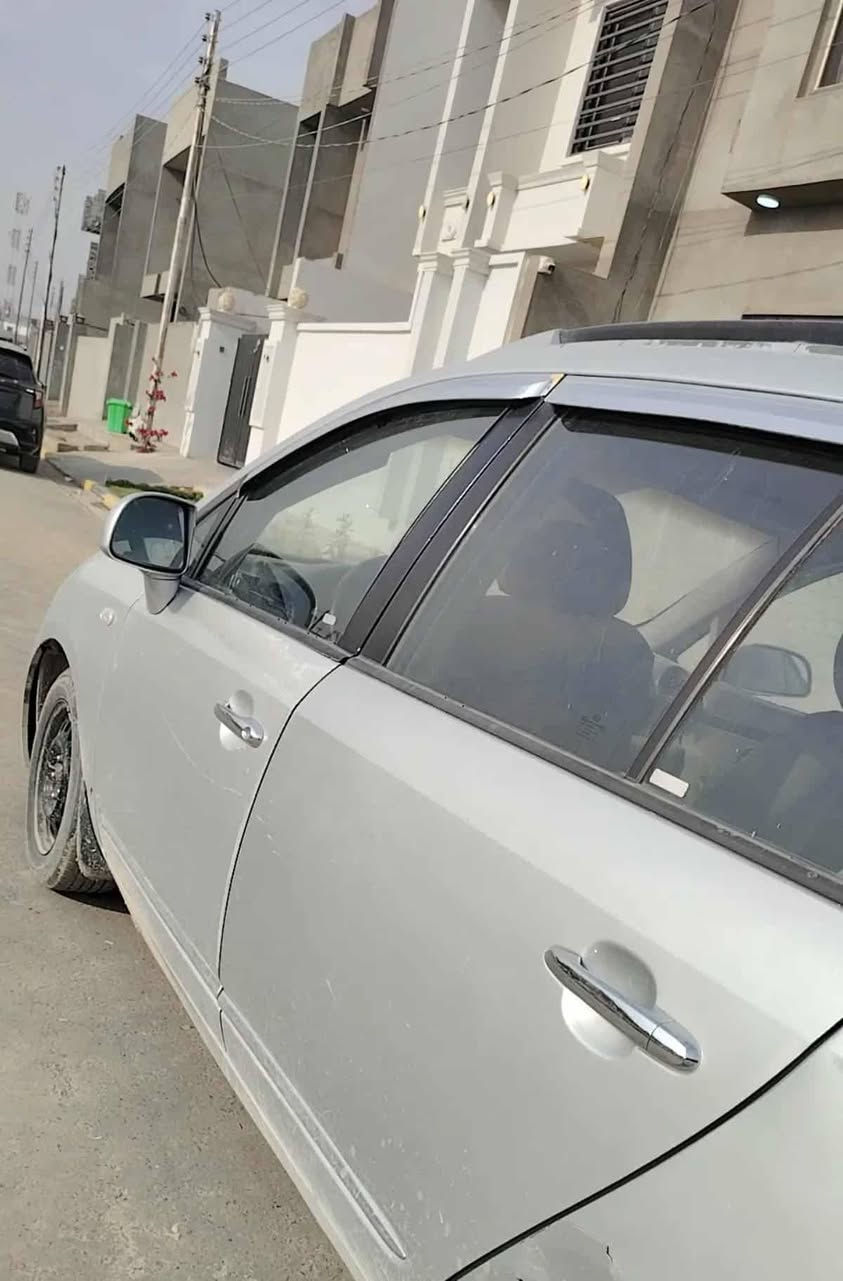 للبيع سيارة كيا كارنز موديل 2008 الكير نضيف جدا المحرك بي تبخير قليل. غرفة السياره ممتازه تبريد وتدفئه شغال سنويه صاقطه اتكفل بالتحويل راعيها موجود
مكان السيارة سامراء لوحة السيارة التأميم للأستفسار على الرقم  *********** سامراء, صلاح الدين
