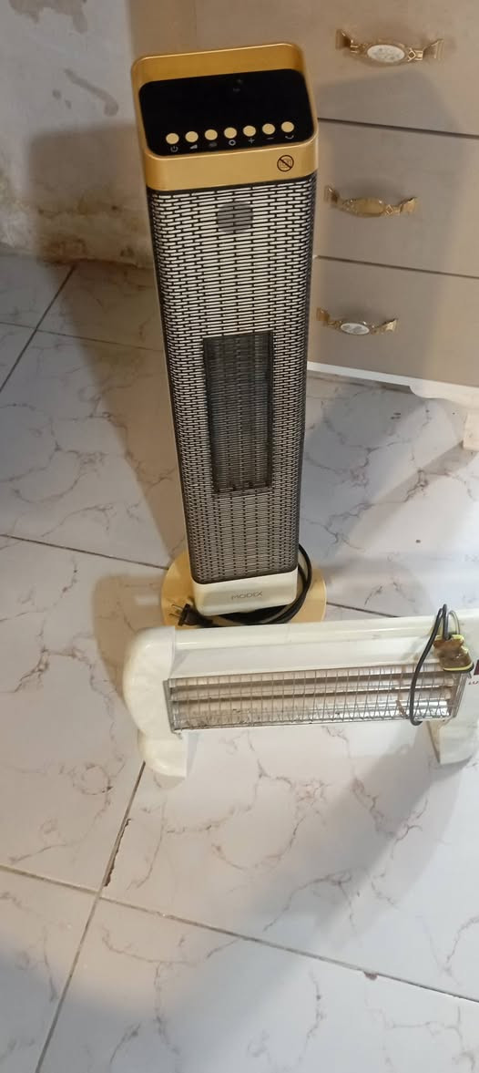 السلام عليكم شلعه أغراض بيت للبيع كلهن شغالات سبب البيع إنتقال من البيت ما ابيع قطعه وقطعتين أبيع شلع ورجاء المندوبات لحد تدخلي سعر الغرفة 700 وبيها مجال بسيط10 قطع نقصها جامة وسجج سبلت طن عدد 2 شغال تدفئة وتبريد واحد 300 واحد 250 كاروك سعره40 وبي مجال من عمر سنة إلى 5 مبردة 100 صوبة كهربائية عدد2 ب25 مبخرة عطر ب10 قانصة بگ نقص فقط شمعه شغالات عدد2 ب20 رافعه فولتية 20 أمبير ب60  المكان كربلاء حي العامل  للاستفسار الرقم ***********
