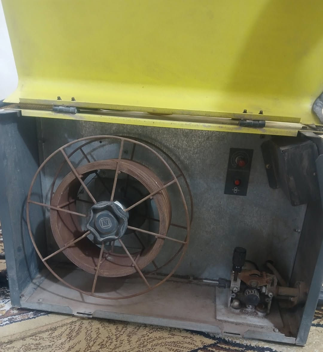 مكينه لحيم العدد  وحده ***********
