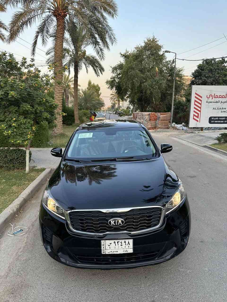 السلام عليكم 
كيا سورنتو 2020 رقم بغداد 
وارد امريكي محرك 6 سلندر 7 راكب 
ماشية 90 الف بجم كبس 
حادثها بابتين مبدلات اصليات 
ايرباك البردة فقط وراجع سستم 
باقي السيارة مكفولة كير محرك 
على وضع الشركة مابيها نقص 
مكاني بغداد / البلديات سعرها 168 
للاتصال فقط : *********** ☎️
