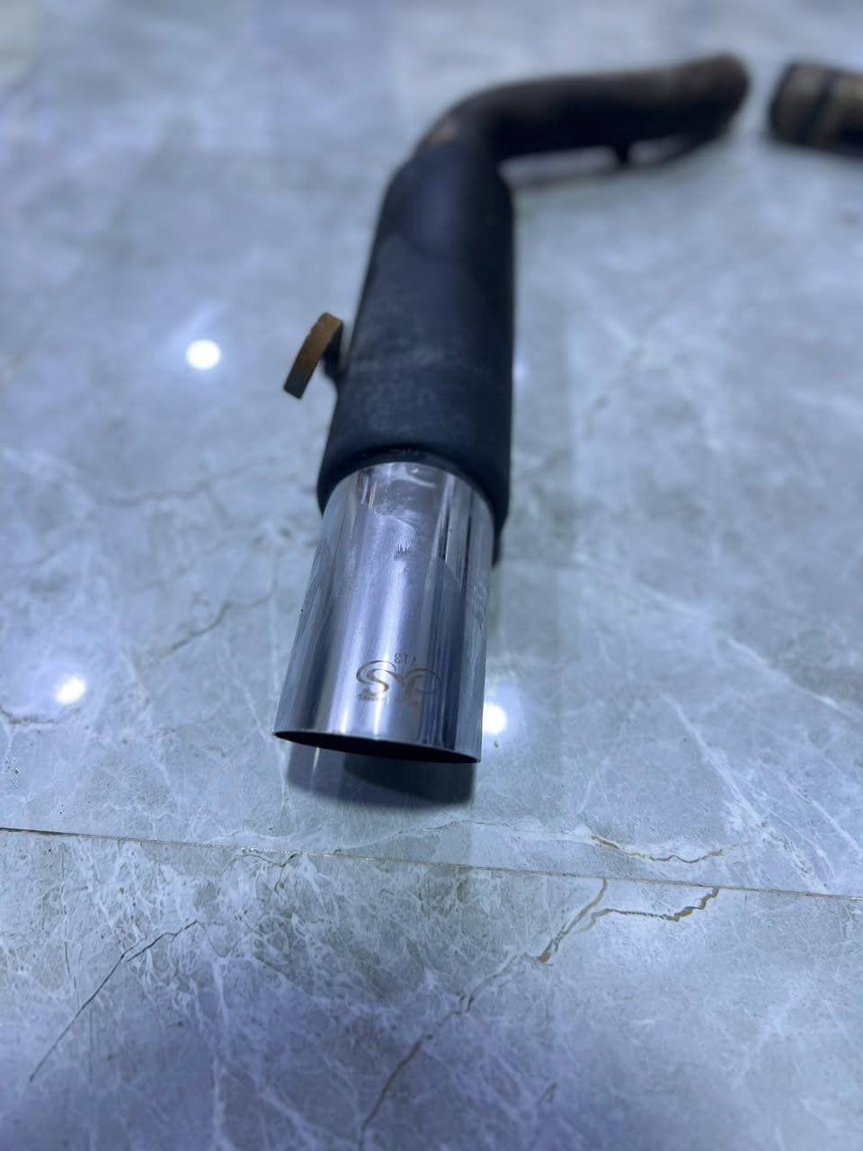 سڵاو هاوڕێیان ئەو ساڵۆن سایانە بۆفرۆشتن ٨٠هەزارو محامەلەشوێن ڕانیە ***********
