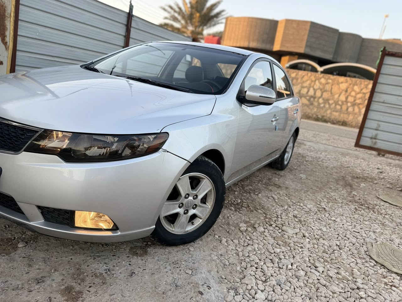 السلام عليكم ورحمة الله وبركاتة  وين اليدور كارتون كارتون فول نضافه 100/100 
 سراتو موديل 2012  ادوات متوئمة ع الشاصي طبق الاصل وين ميعجبك دك حاسبه جديده كلش  اذا بيها نقص برغي ينزل من سعرها بعدها بدهن كوريا 

وكاله  للمشتري

✺كصة جنطة شغل درجة اولى  باجات اقوه شغل بلسوك 
✺دخول جديد مشي قليل  بدع
✺متومة رقم اربيل انكليزي شرط الحاسبة 
✺سنوية ام الفسفورة  شرط اصليه
✺مواصفات  
✺تحكم مري كهربائي +مري شفط
✺كروز نظام تثبيت سرعة 
✺كشنات جلد +تدفئه بكل الكشنات
✺بلوتوث 
✺حساسات امامي خلفي
✺تبريد ثلج 
نضام ايكو 
✺مانع انزلاق 
✺السيارة جاهزة وبدون اي نقص كاملة على 24 حباية  تستلم بدون اي نقص اذا بيها نقص تنزل من سعرها 
✺سيارة احلى من الصور وشغلها مضبوط 
✺كير مكينة تبريد تدفئة حدادية دواخل كهربائيات كلشي جاهز
✺مكان السيارة بابل 
✺السعر 45وبيها مجال حك الجيه 
 للاستفسار الاتصال على الرقم
‏ ***********
