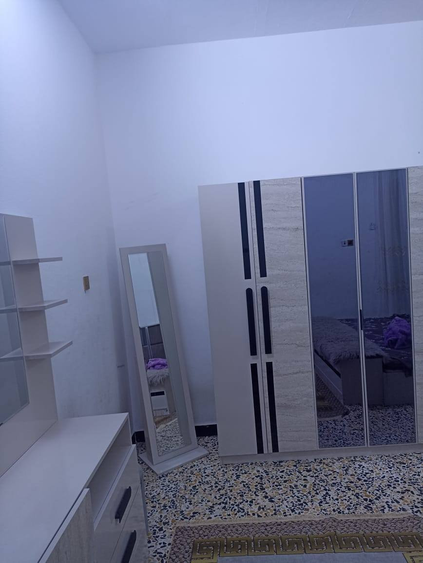 دار للبيع طابق ونص 
المساحه (100) متر طابو مطلوب عقاري ( 15 )مليون
  بناء سنه (2021) عكاده نضيف يتكون الدار من اسقبال ومطبخ وصاله وثنان غرف نوم ومناور  العنوان  ميسان
 سيد جميل  بداية شارع ( 20 )   قرب العلوه 
📞 للاستفسار أكثر:     ***********
                          ملاحظه 
المكتب  مجاز حكومياً ادخل للحساب ناشر ابيوت اي بيت ايعجبك او قطعه  راسلني وتدلل
أعرض عقارك عندنا ودع لنا التسويق
عنـــوان المـكتــب ميسان  (مكتب عقارات الساعدي) 
الفرع الاول    حي  الجامعي         0770555343
حي الجامعي  ودور النفط.          ***********
 الفرع الثاني  البتيرة مقابل الف دار ***********
الفرع الثالث حي الصحفين والغدير***********
