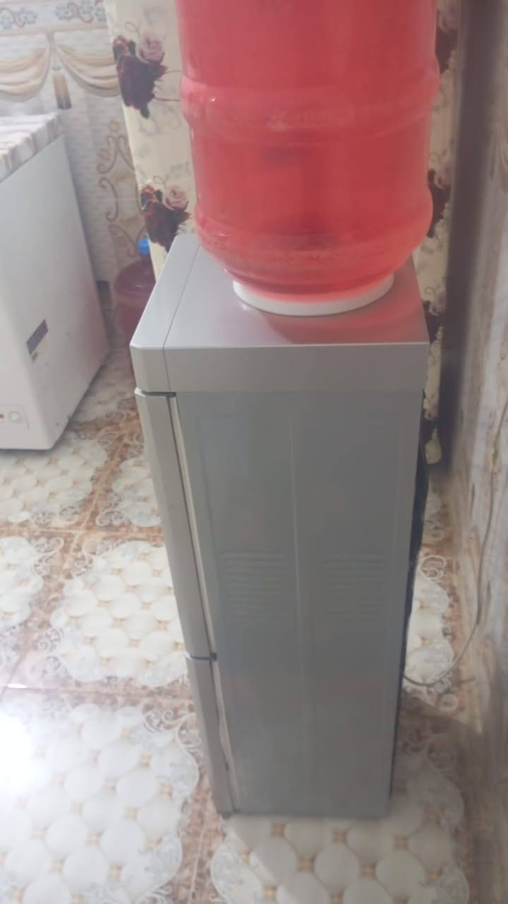 السلام عليكم عندي براد  مكفول من كلشي مكاني الزبيديه الاستفسار نتصل على الخط *********** لا طاب تصليح مكفول   السعر 110بي مجال
