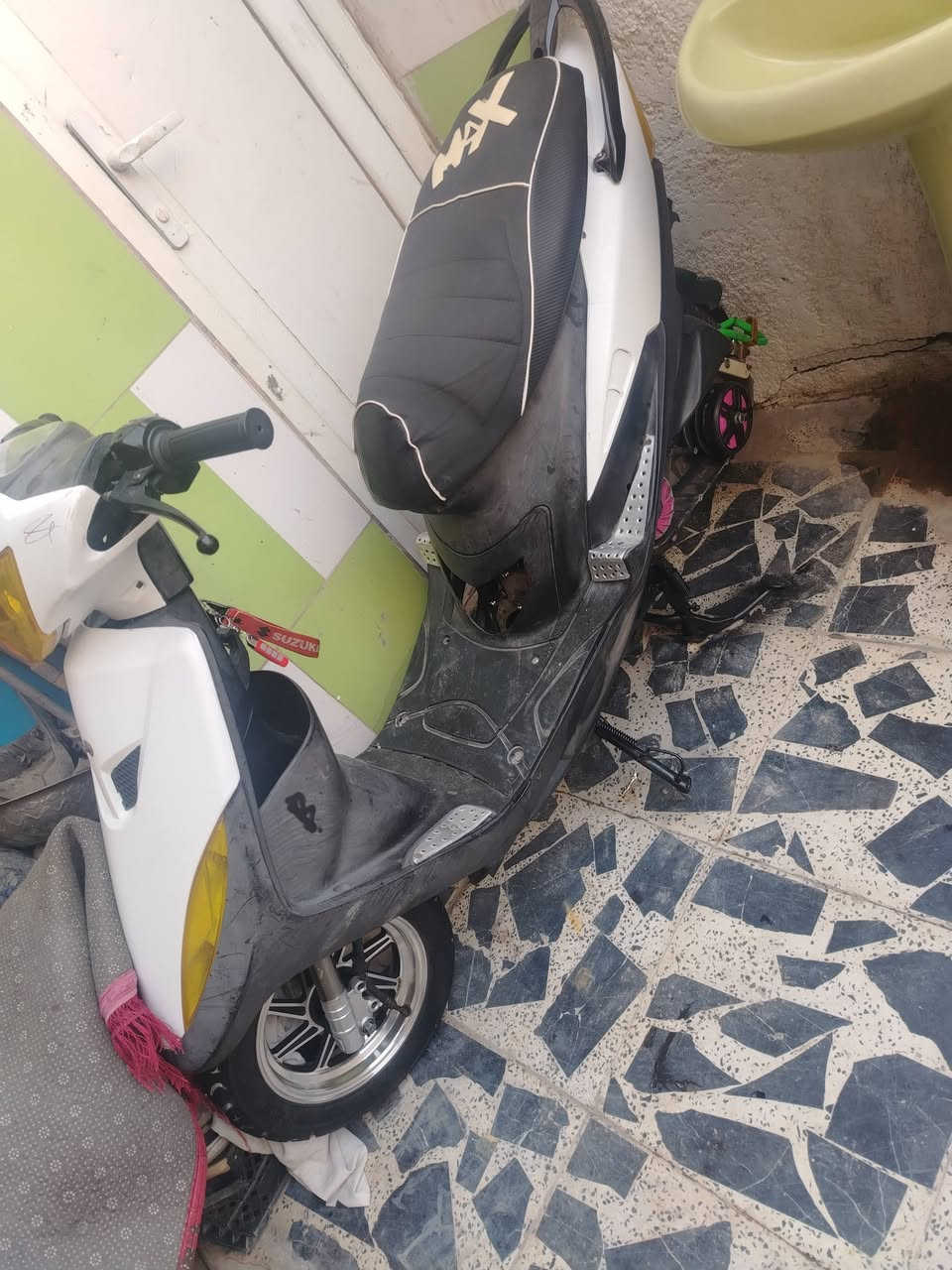 سلام عليكم ماكس عدله بوشه 58 ونص كفرات اربعه ولف شوته اربعه ولفات كلجات رياضي اصلي تراجه متعوب عليه وغراضه البلاديه موجودات قايش جديد كله شغاله شغل وطلع مكان كربلاء حي العامل *********** اتصل او واتساب موجود.
