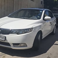سيراتو ١٣    ماشيه ١٤٠  فول عدا بصمه بيها قطعه صبغ مع ملاحظات  السعر ١...