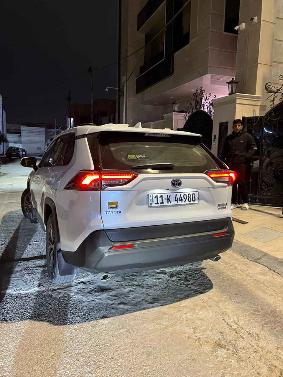 سلام عليكم راف فور موديل ٢٠٢٤ فول مواصفات هايبرد ماشيه ٣٠٠٠ بعده زيرو مكفوله من شخط العنوان بغداد الدوره شارع ٦٠ رقمي *********** سعر ٤٣
