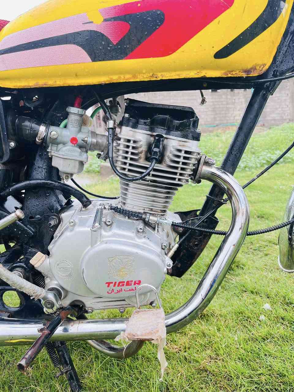 السلام عليكم دراجه 4 كير نوع تايكر موديل 2020 اوراق مابيهه نضفيه مكينه كير كهربائيات كلهه شغاله عده دبل اشاره يراد الهن كتف للبيع او مراوس حسب القناعه المكان ناحية يثرب ***********
