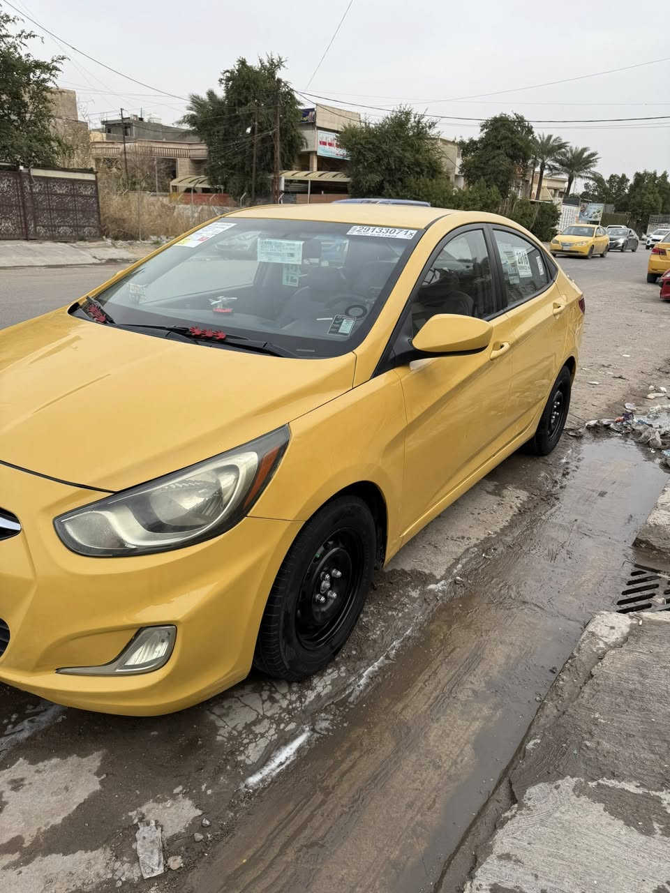 شلام عليكوم للبيع هونداي اكسنت مديل ٢٠١٦ وارد امريكي حادثهة بدايت الحوض بدون قبق جنطه فقط بجم كبس سياره كلهة ليبل واحد جاهزه من جميع النواحي كير ومكينه مكفولات صدر امامي خلفي كله جديد تدفه تبريد كله شغال تخم تاير جديد باتري جديد ماشيه ميه وخمسين مصفره هيه وغرامه سنويه جديده الثلاثين ارقام نكليزي باقيه بس ع الشد تحويل مباشر سعر ٩٣ وبيهة مجال للطيبين العنوان بغداد البلديات رقمي *********** تحياتي للجميع
