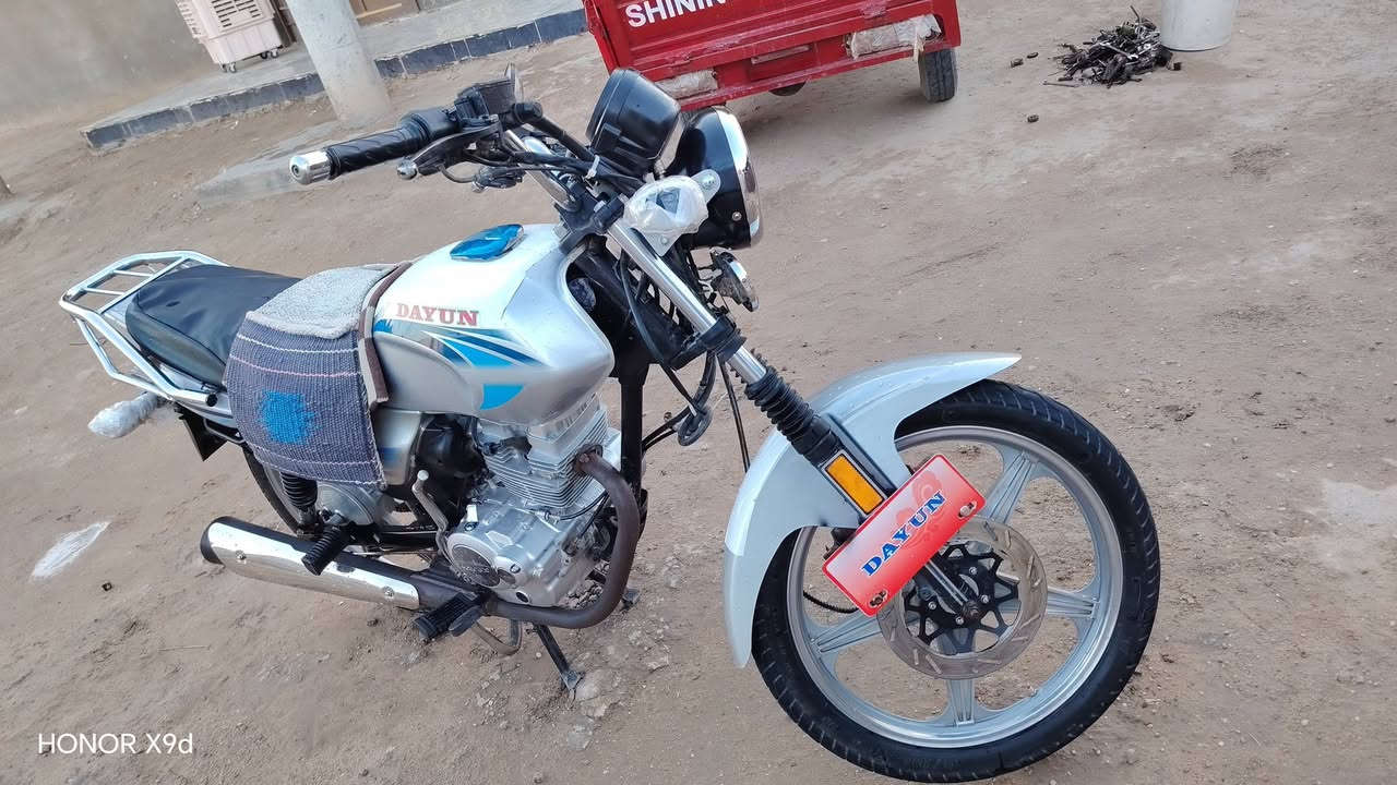 (سلام عليكم دراجه للبيع موديل( ٢٠٢١) أوراق أصولي مكينه (ما) مفتوحه هذا رقمي (***********) شراي بيه خير ويدلل)
