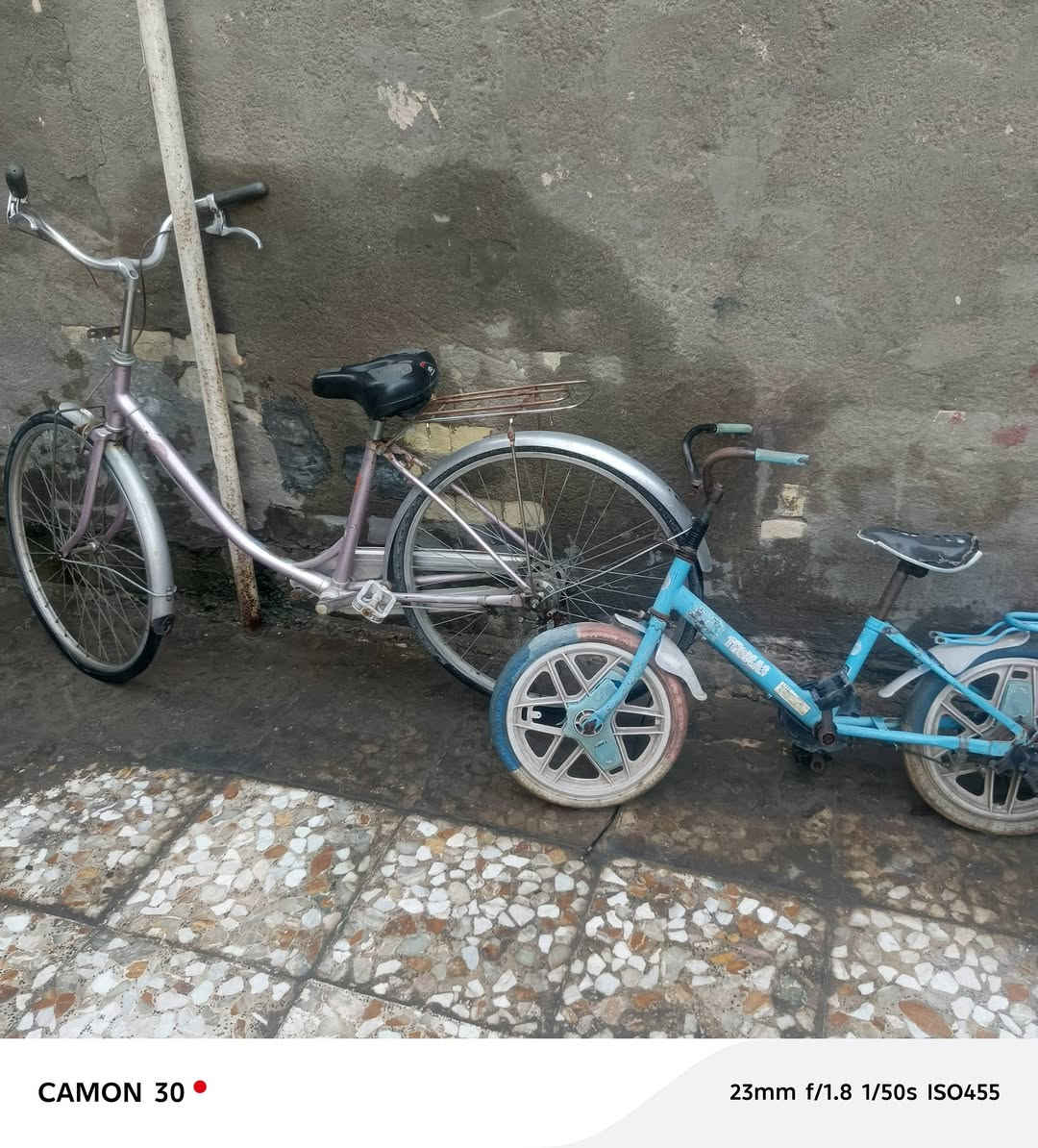 غراض للبيع قيم واخذ


**إذا كنت صاحب هذا الإعلان وتريد حذفه لأي سبب، رجاءا أرسل رسالة إلى الدعم الفني**