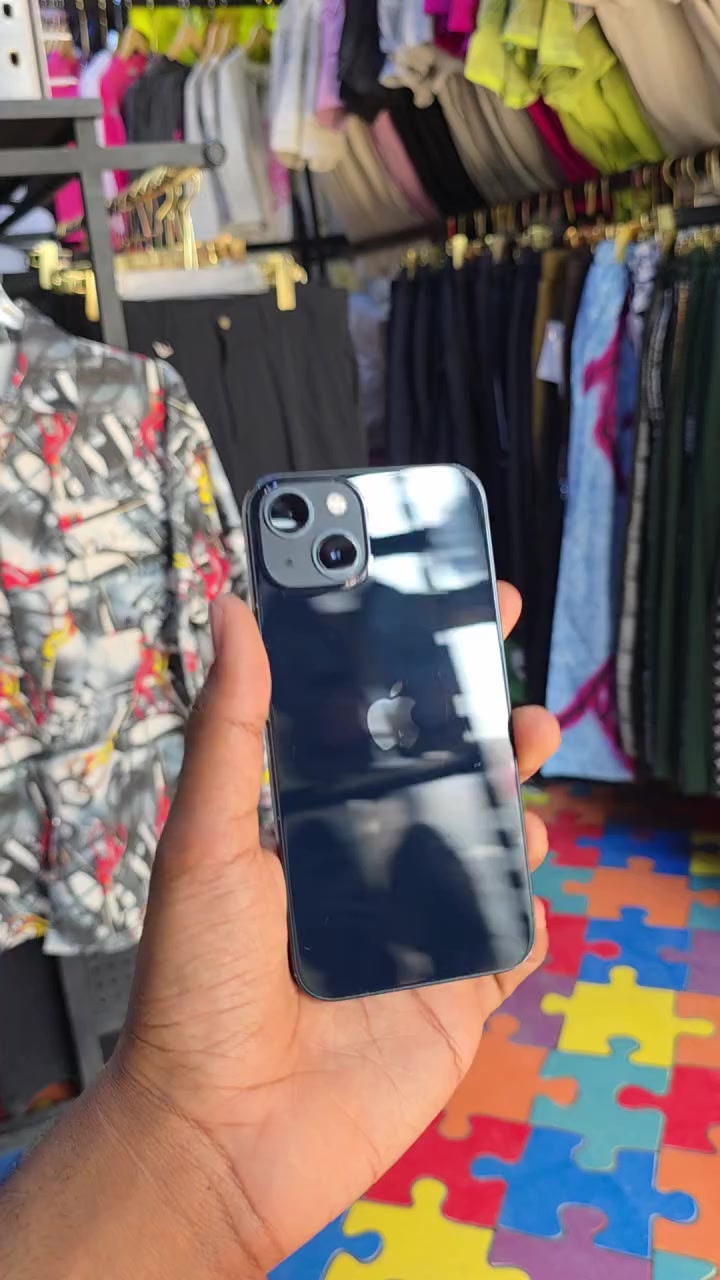 ايفون ١٣ عادي كامرتين
ذاكره ١٢٨
بطاريه ٩٢
نضافه ٩٥
المبايل ما داخل صيانه نهائين  تجي تفحص وتمشي بي ضمان ١٠ ايام  استرجاع اذا طلع بي اي خلل  
مكاني ميسان المشرح طريق العام *********** للتواصل سعر جدا جدا مناسب
