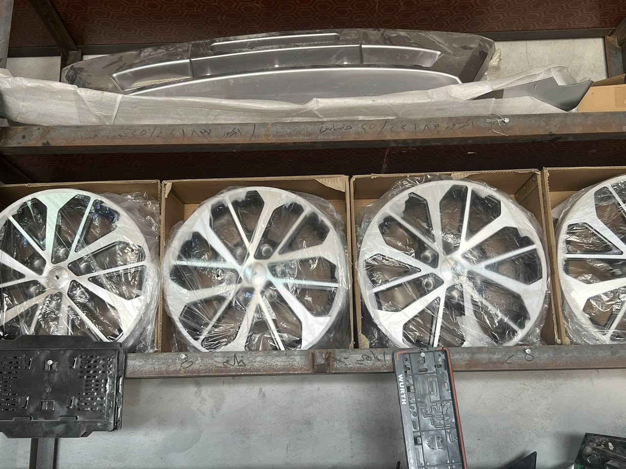 سلام عليكم من رخصت الادمن ويل في  آيبي 17 البيع ويرهمن  مراوس حسب  القناعه  مكان البصره الدير  ***********
