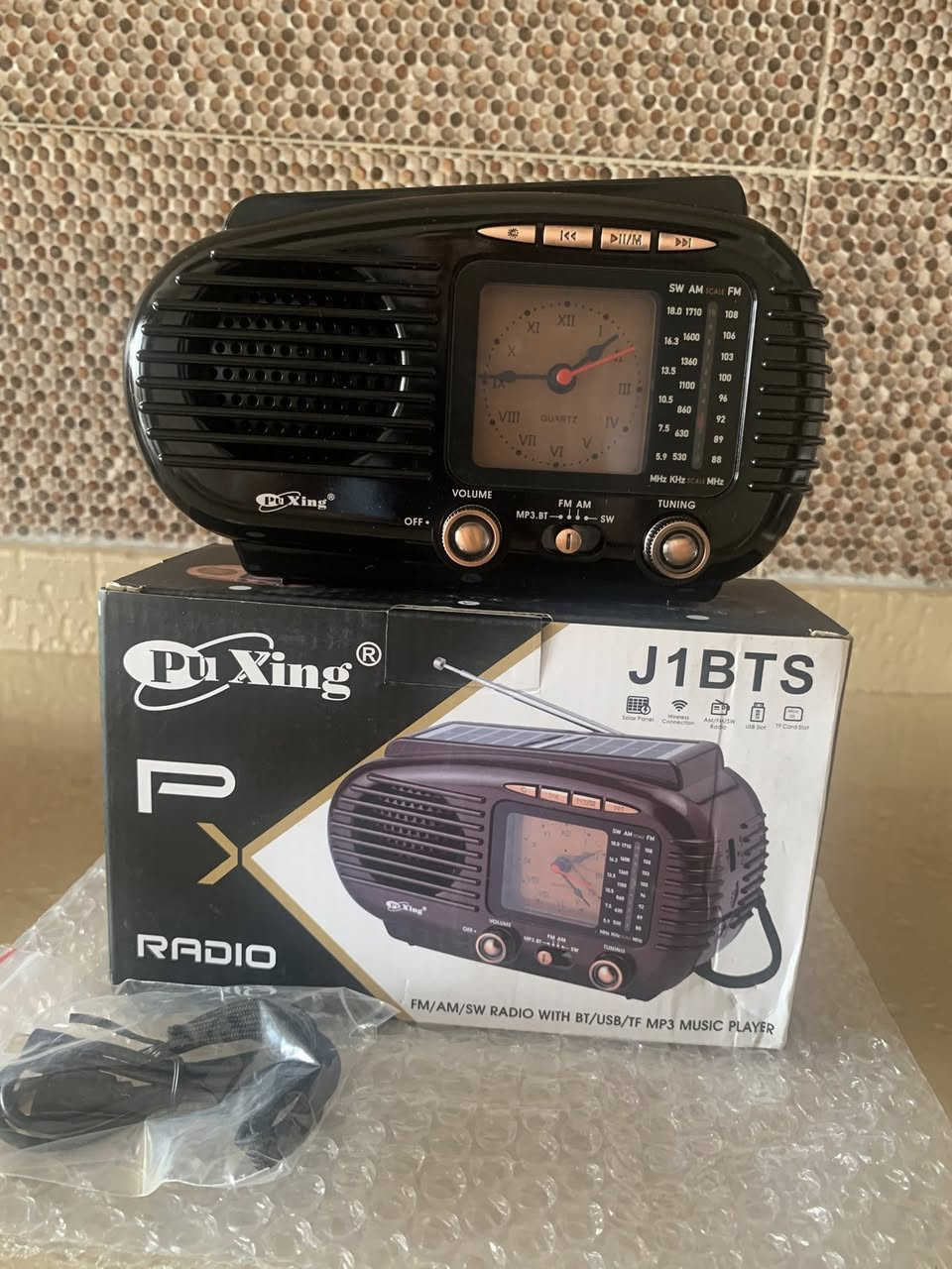 للبيع راديو ابو ساعة
غير مستخدم بالكارتون موجاتFM AM SW1  
يعمل على بطارية يوجد توصيل كل محافظات العراق (شراي يراسلني على خاص)


**إذا كنت صاحب هذا الإعلان وتريد حذفه لأي سبب، رجاءا أرسل رسالة إلى الدعم الفني**