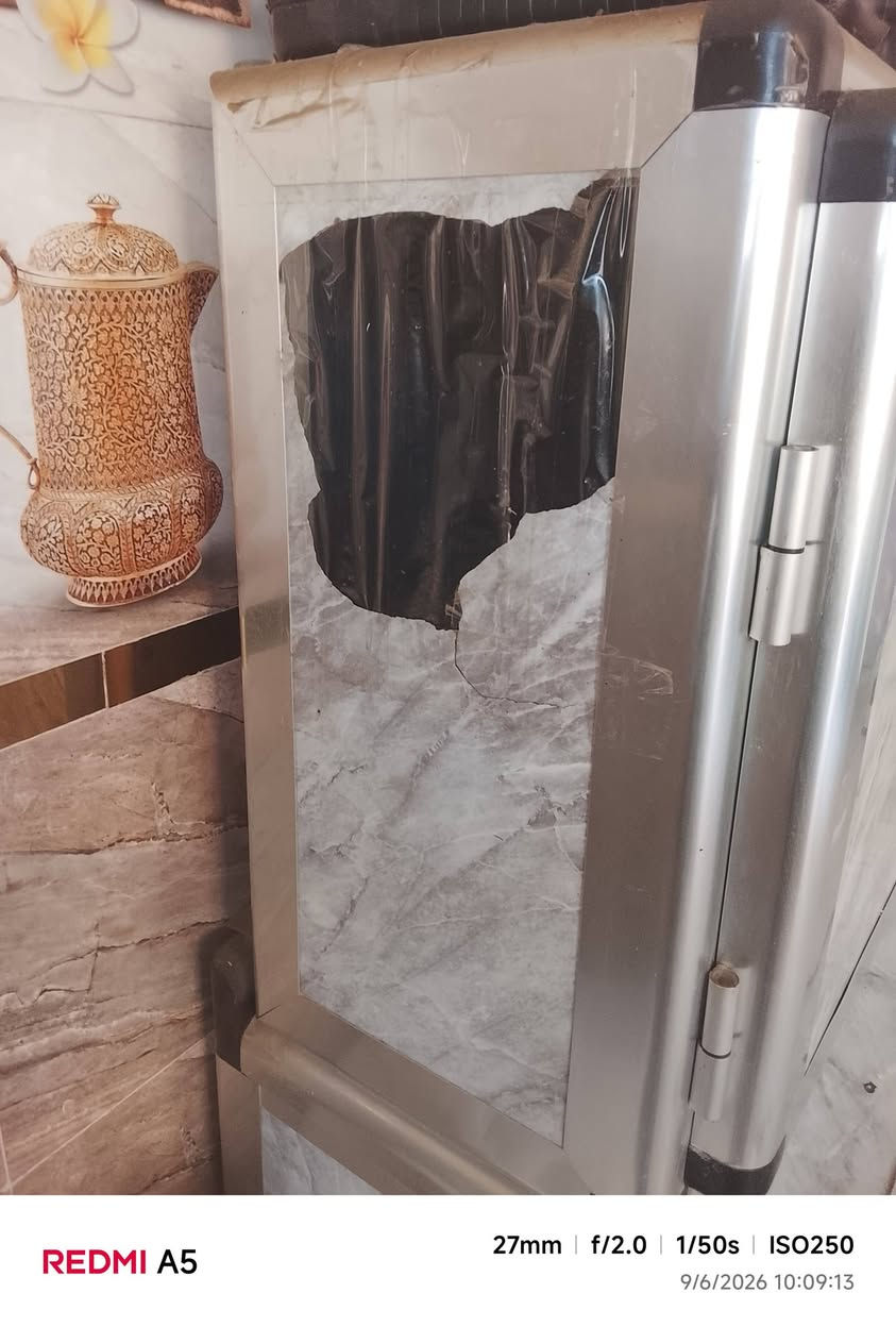 سلام عليكم ورحمه الله وبركاته كاونتر للبيع الطول مترين ونص بيه ملاحظات بسيطة  مكاني نجف حي ميسان


**إذا كنت صاحب هذا الإعلان وتريد حذفه لأي سبب، رجاءا أرسل رسالة إلى الدعم الفني**