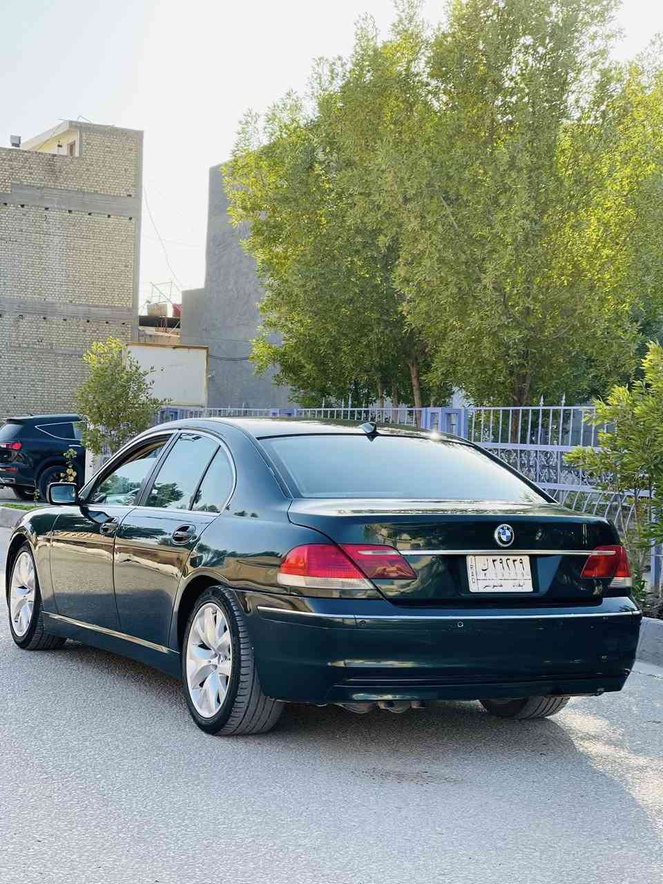السلام عليكم للبيع أو المراوس
🚗 BMW E65 موديل 2002 محدثة بالكامل إلى 2008
📍 المكان: كربلاء – طويريج
📄 رقم بغداد – مداورة ثاني يوم
السيارة 735
بيها مكينة و كير وضفيرة كاملة مقفلة حجم (45)
الداينمو مي 
السيارة كلش حلوة ونظيفة
المواصفات:
مكينة وكير كلش نضيفات
بردة خلفية كهرباء
سلايت روف
سنتر
جام أوتو
تدفئة كشنات شغالة
جميع الحركات شغالة
كهربائياتها زينة
حدادية أمامية وخلفية تمام 
تخم تاير 19 تو سايز جدد 
الحالة:
مصبوغة عام جماليه فقط
بيها ضرر بالداير مال جاملغ الخلفي اليمين مرجعي نفسه بدون كص والباب الخلف السائق مبدل

النواقص : الطوافه عندي بيها خربطه 
سايد بريك مابي ماطور
خربطة بالبوابات مال التبريد (الدفئة شغالة وما بيها أي مشكلة)
💰 السعر: 100 وبيها مجال
📸 الصور جديدة
👤 الشراي يتصل ويجي يشوف، وبيه خير ويتدلل بالخدمة
📞 للاستفسار الاتصال 
*********** 
***********
