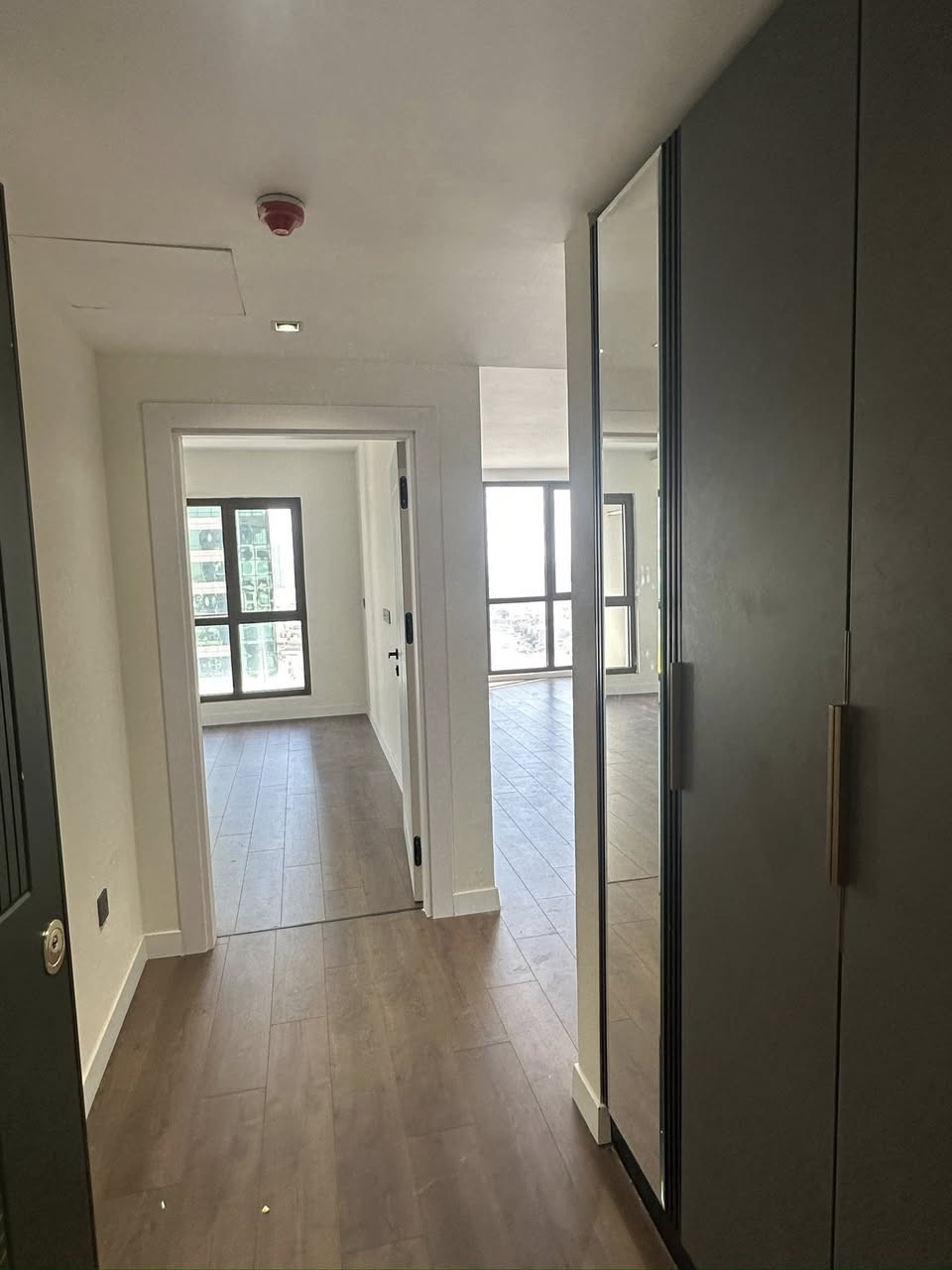 Boulevard one bedroom for rent 550$ WhatsApp +9647502002001 

Bulvar üzerinde tek yatak odalı daire kiralık 550$ WhatsApp ***********

ให้เช่าห้องพัก 1 ห้องนอน บนถนนบูเลอวาร์ด ราคา 550 ดอลลาร์ ติดต่อทาง WhatsApp ที่หมายเลข ***********

شقة بغرفة نوم واحدة للإيجار في بوليفارد، 550 دولارًا أمريكيًا. تواصل عبر واتساب على الرقم ***********

بۆلیڤار یەک ژووری نوستن بۆ کرێ 550$ واتسئەپ ***********
