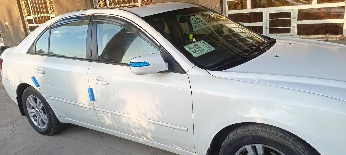 سوناتا 11 محرك 2400تدفه تبريد ثلج فول مواصفات صدر امامي خلفي كهربائيات  تايرات جديد ربع ما تصرف عليها. بغداد ناحية الرشيد الخط السريع ***********
