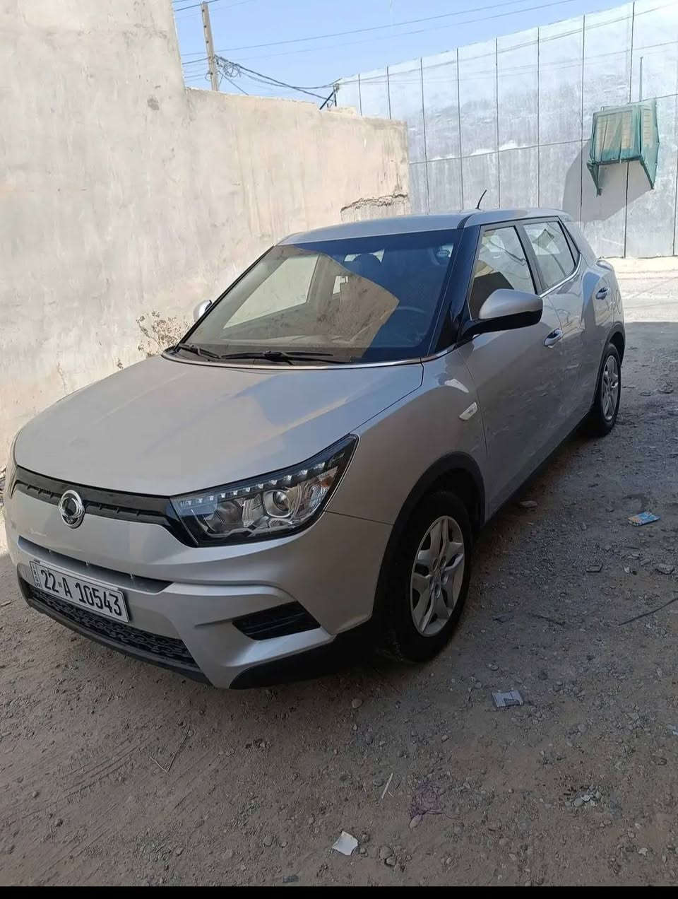 سانك يونك تيفولي 2016
بنزين  محرك 16 كير اوتو وبقيه مواصفات 
سنويه تنتهي 2027 شرط كل جسمها علی بلاد بيها تعديل بسيط بارد بيها كابون بنزين
ماشيه 114 الف كيلو  اي استفسار اتصال علی رقم *********** مكان سياره كركوك
