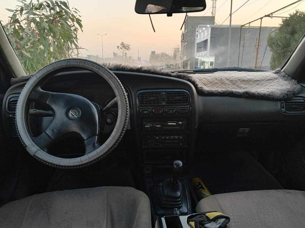 السلام عليكم سياره للبيع بريميرا موديل 89 ياباني سعر 35ورقة وبيها مجال قليل سنويه باسمي اني شرعي شرط تحويل رقم الماني جديد+كابون بانزين
 ارقام
***********
***********
