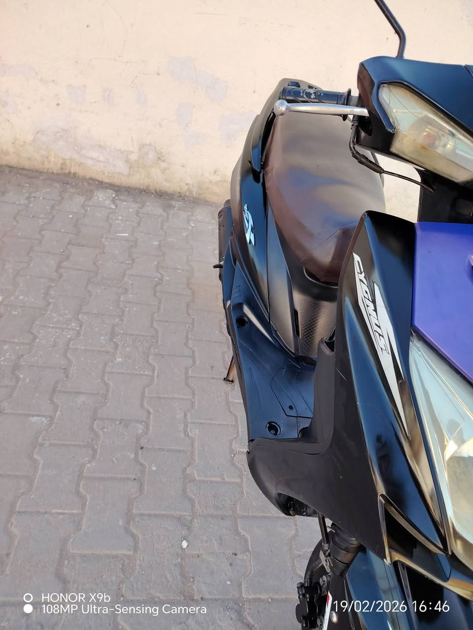 دراجه برغي مامفتوح بيهه شغاله سلف لايتات اشاير شلعه احلى من الصور كامله سعرهه 375 بيه مجال ***********
