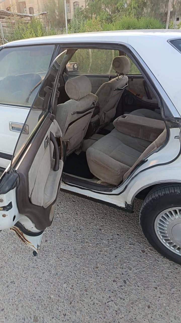 السلام عليكم سياره هارتوب للبيع موديل 91 كير محرك شرط تبريد كامل فقط عايزه غاز  صدر الامامي خلفي حلو داخل السيارة حلو  كهربائيات كامله  تايرات جديد جوم كهربائي شغاله شرط التحويل والغرامات تريد وكاله تريد تحويل رقم صلاح الدين دولي السعر 28وبيها مجال رقم تلفون ‏‪***********‬‏

