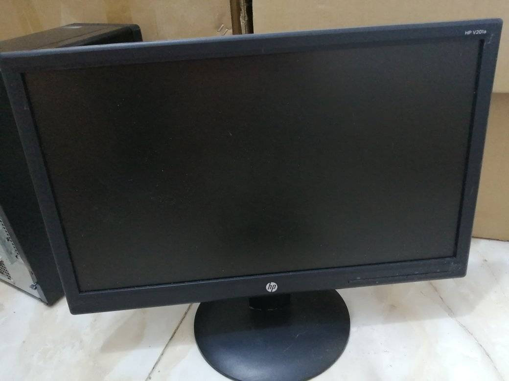 تحية طيبة
اخواني الاعزاء متوفر حاسبة سستم dell vestor حديث جيل عاشر 
جدآ نظيف
المواصفات 
المعالج core i5 10400T 
12 cpus 
الرامات 8gb ddr4 
الهارد ssd 256 gb 
معالج رسومات داخلي.
واي فاي مع بلوتوث داخلي بلادي  
منصب ويندوز 10 برو 
الشاشة من hp حجم 20 نظيفة 
ماوس وكيبورد من hp 
مع الكيبلات والماوس باد 
السعر 325 الف


**إذا كنت صاحب هذا الإعلان وتريد حذفه لأي سبب، رجاءا أرسل رسالة إلى الدعم الفني**