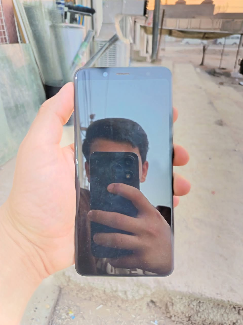 ريدمي نوت 5
الجهاز نضافه 100%
دبل سيم كارت 
ذاكره 64
يشغل ببجي 40 فريم
سعر 60 قفل قفل 
العنوان بابل شارع 30
للاتصال ***********

