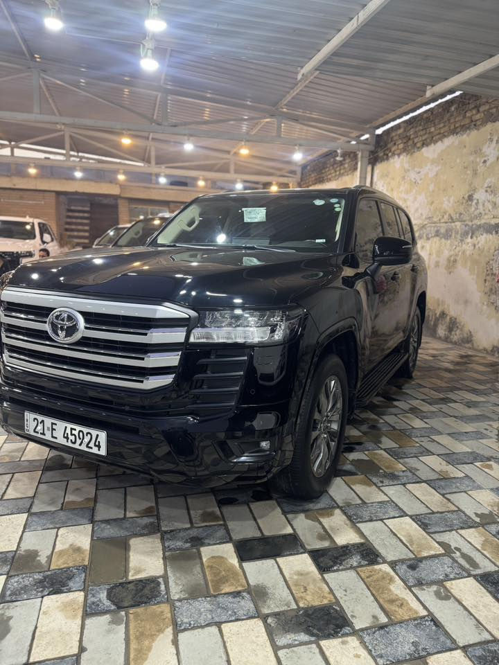 لاندكروزر موديل ٢٢ ساز كفاله عامه مغلفه بي بي اف وبيهه تضليل بالسنويه
السياره ماشيه ٦٧ الف كيلو متر وجديده وبحالة الوكاله 
مكانها بالنجف 
السعر ٦٣٥ ورقه مجالها بسيط 
***********
