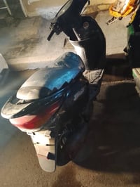 دراجة بريز السعر ٢٠٠ الف  الحرية  ٠٧٧٣٥٨٢٧٨٥٢