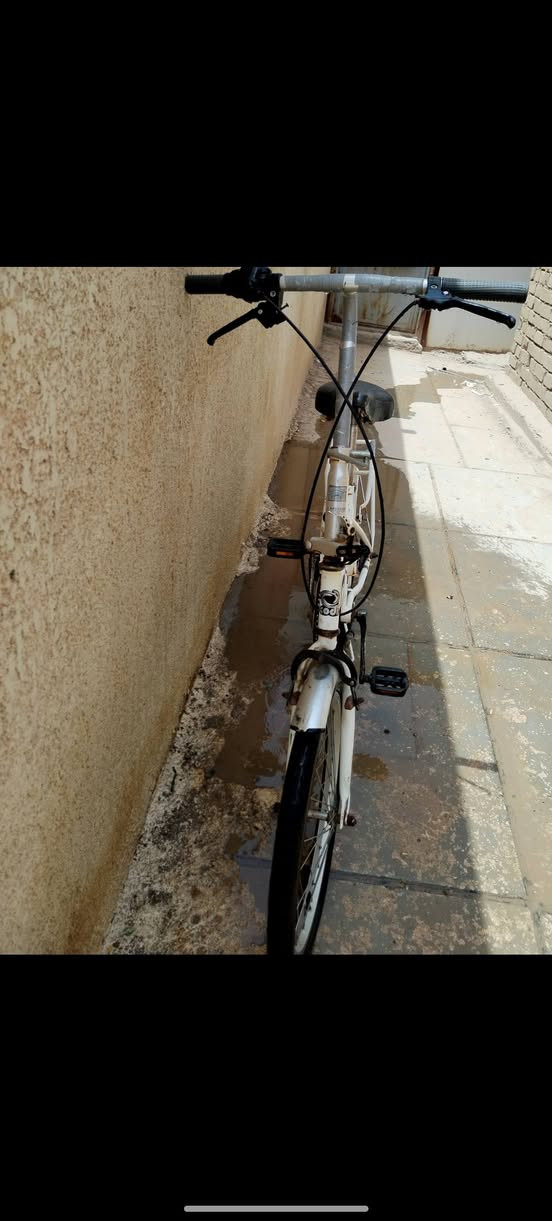 باسكل للبيع ابو العكرب  ينطبك هم حجم 20 جديد بس ستان نقص سعر 65 وبي مجال قليل *********** موجود واتساب هم
