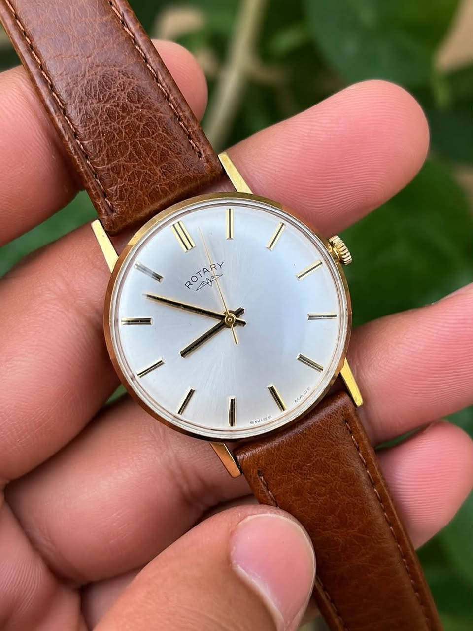 روتاري سويسري 🇨🇭ROTARY swiss made 

- روتاري سويسري فنتج إنتاج 1970

- نصب تكويك ( تعبئة يدوية ) 17 حجر

- قطر 33 ملم رسمي ⚜️

- نظافة تامة - المينا لوك زيرو 

- طلاء ذهب 

رجاءًا لمعرفة السـعـر والاستفسار التواصل على الخاص 📍
للاتصال***********
