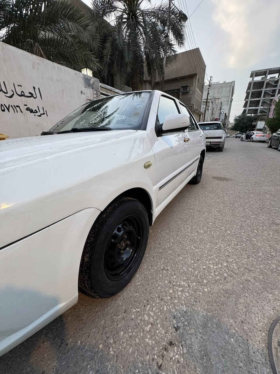 السلام عليكم
شيري كوين 2014 بأسمي تنتهي سنويته 2029
كير عادي تبريد شغال 
حداده نص عمر وبيها بعض تلحيضات
السعر 38 وبيها مجال 
العنوان البصره / القبله
***********
