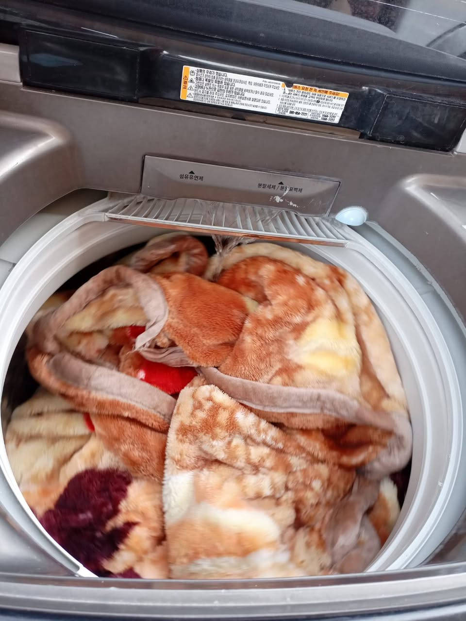 من رخصت الادمن غسالات فول اوتوماتيك كوري الاصلي تغسل اكبر بطانية تطحنه طحن تغسل البيت وفراشة السعر 500 العنوان القرنه خلف كلية التربيه هاتف ***********
