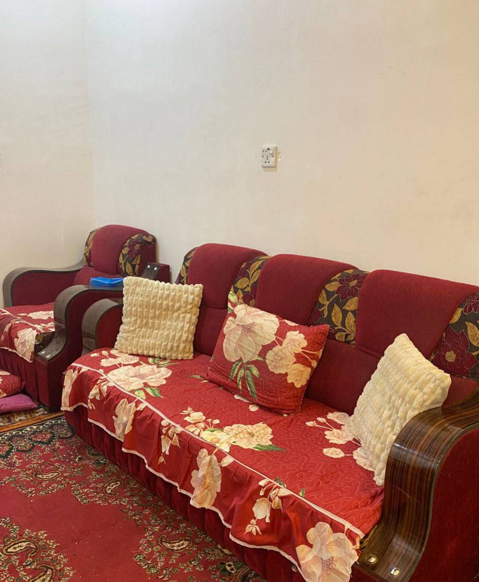 تخم البيع مستعجل سعره مناسب ١٠٠الف مكاني بغداد شرطة الخامسة شراي يتصل هاتف ***********
نضيف مابي اي ضرار
