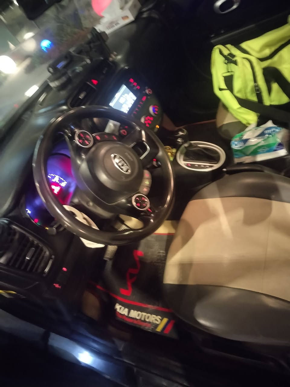 السلام عليكم كيه صول وارد امريكي موديل ١٧ السياره بسمي هزه جديده او رقم جديد او مميز السعر دفتر مستعجل على


**إذا كنت صاحب هذا الإعلان وتريد حذفه لأي سبب، رجاءا أرسل رسالة إلى الدعم الفني**