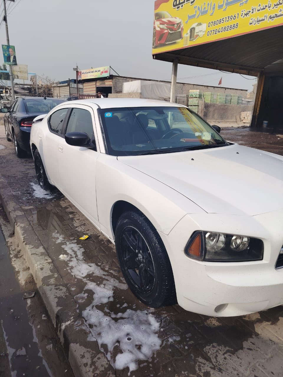 سلام عليكم جارجر 10 للبيع وارد خليجي فول السيارة عده الفتحه حلوه و كشنات جلد غرفه كلش نظيفه السياره بيه قطعتين بنيد و جوملغ ايمن بس صبغ بدون تبديل السيارة جاهزه سعر 125 وبيه مجال مكاني نجف كوفه ***********  -  ***********
