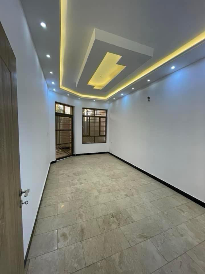 للبيع في السيدية لدي مكتب القيسي للعقار
مساحة 120 م²         واجهة 6 م          نزال 20 م

يحتوي على مدخلين ثلاثة غرف نوم وصالة ومطبخ وخدمات 

📍الضباط مربع الاقصى

( السعر وتفاوض مباشر مع صاحب العقار )

للاستفسار اكثر اتصل على الارقام او مراسلة الصحفة 

***********

***********  

👇🏼👇🏼👇🏼👇🏼
                        مكتب القيسي للعقار
السيدية ⬅️ شارع المركز مقابل التفاح الاخضر 

🔴 نكفيك عناء البحث ✔️ لتمتلك عقارك

عندك بيت 🏠 وحاير شلون تبيعه نحن نجيبلك المشتري وبسعر الذي يناسبك 

عندك بناء 🏗️ وما عندك وقت تبني نحن نبني لك بأسعار تنافسيه وبكوادر هندسيه مع توثيق مراحل العمل بالتصوير حتى تكون مطمئن
