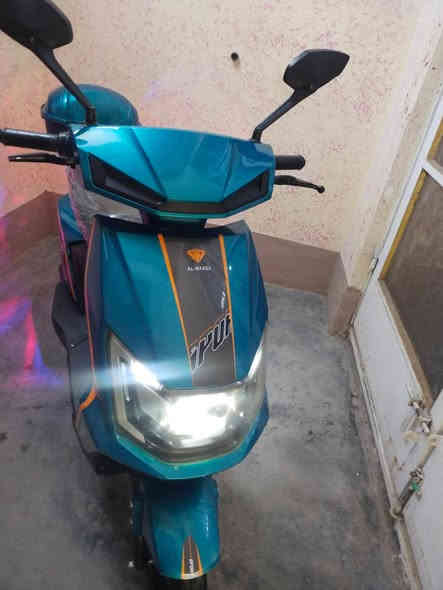 دراجه للبيع 5 باتري كبار لدراجه بعدهي جديده للستفسار الاتصال على الرقم *********** بي واتساب
