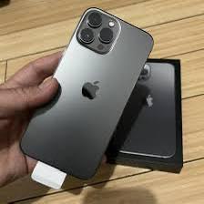 13 برو ماكس للبيع فول نضافه مامفتوح مكفول من كلشي الله شاهد بطاريه 87 مكاني البصره الزبير ***********
