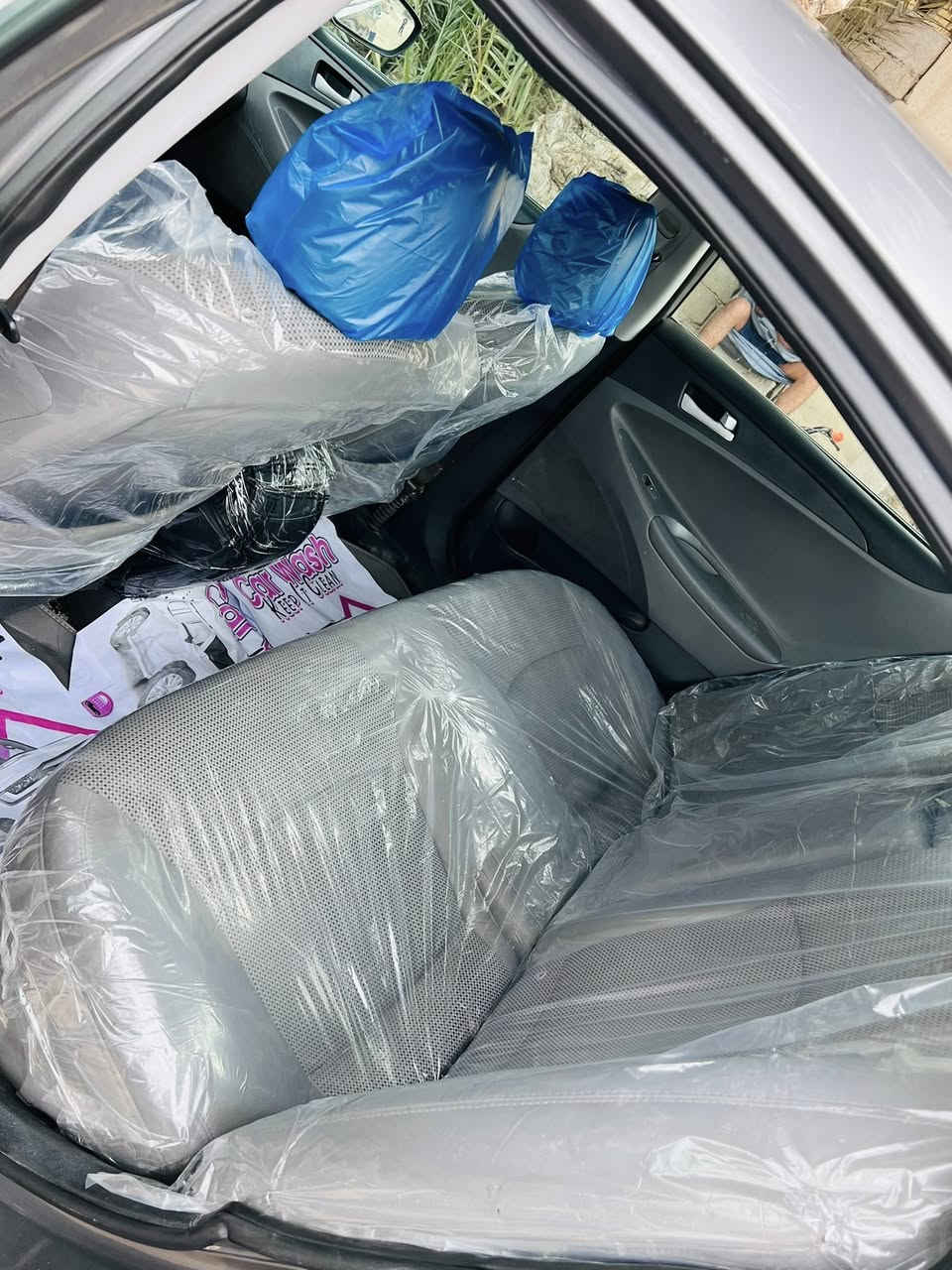 سوناتا 14 دخول جديد 
متؤم ارقام وسنويه  بغداد طبق الاصل عظم عاج 
كصه جنطة مكينه وكير كفاله تخم تاير جديد حداديه جديده كهربائيات كله شغاله تبريد ثلج دواخل جيس 
سياره جاهزه وحلوه ماناقاصه اي شيء 
السعر 47 وبيه مجال 
مكان الشطره ***********
