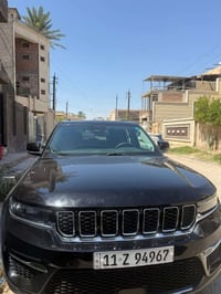 يالله السلام عليكم  جيب كراند شيروكي 4XE 2024 وارد امريكي 5 راكب  حجم ...
