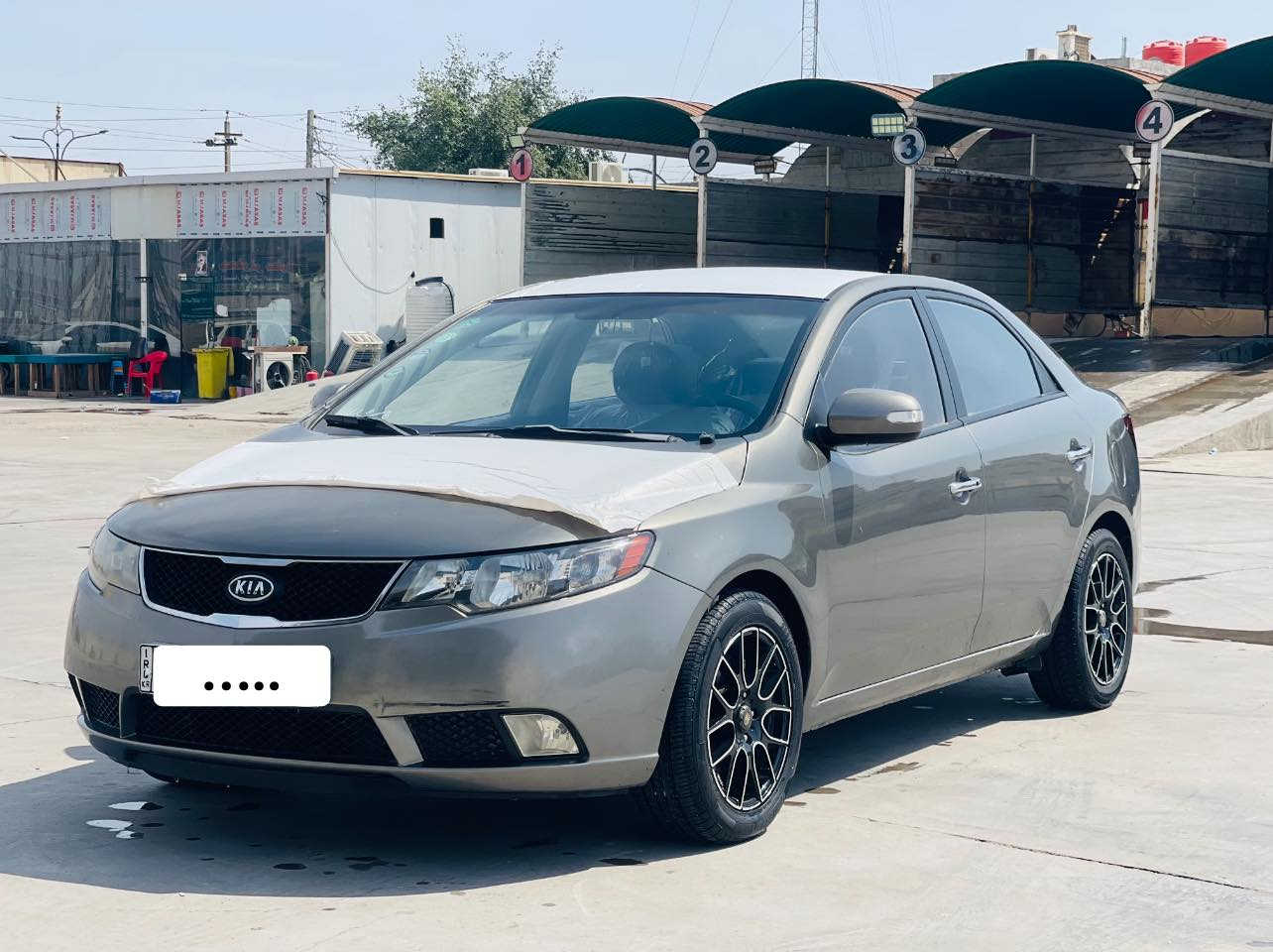 السلام عليكم  للبيع او مراوس 

يالله ادوات ادوات ادوات

 كيا سيراتو  موديل 2012 

كص قماره ‏دخول جديد
جاهزه من كل النواحي حداده 100/100 
كل نقص مابيها   كفاله كير ومحرك
 السياره فول فول مواصفات. بصمه.
سياره بيها ارقام اربيل طبق الاصل على رقم الشاصي سياره تطلع بيها كل مكان وتسافر ارقام اصليه. 
العنوان بصره السعر 45 بيها مجال قليل 
‏رقمي 
***********
