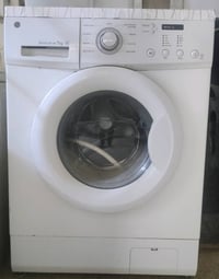 غسالة LG بحالة جيدة