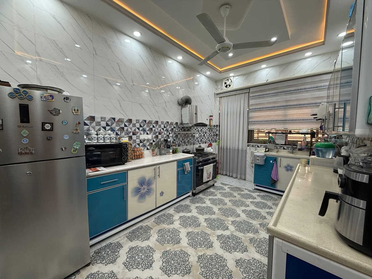 السلام عليكم
بيت للبيع بناء حديث ١٥٠ متر طابو صرف في حي الجهاد الحمدانيه
للأستفسار الاتصال على صاحب الدار
***********
