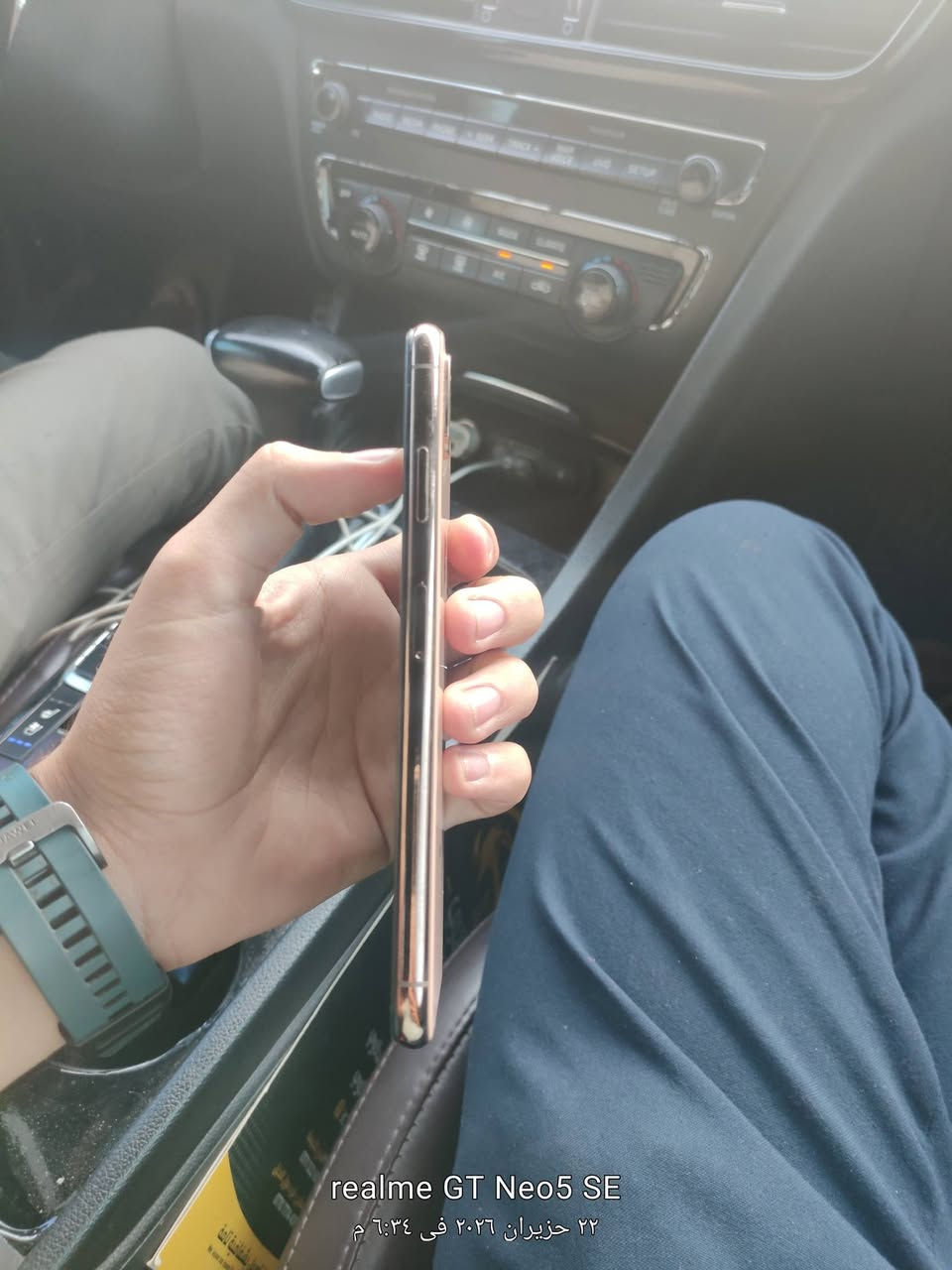 ايفون xs max 256 جهاز نظيف كلش مبدل شاشه 
١٥٠ قفل
بغداد اليرموك 
***********
