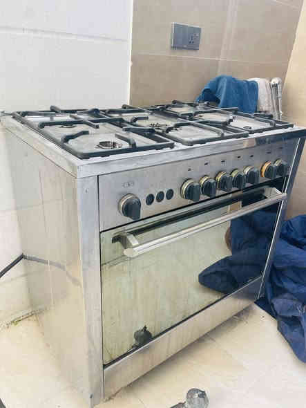 � طباخ منزل للبيع – حالة جيدة جدًا

📍 المكان: بابل
💵 السعر: 330,000 دينار
📞 للاتصال: ***********

المواصفات:

 • طباخ 5 عيون غاز (عيون قوية وسريعة الاشتعال).
 • فرن واسع مع رف داخلي.
 • باب الفرن زجاجي سليم بدون أي كسر.
 • الهيكل ستيل مقاوم للصدأ.
 • أزرار التحكم أمامية وثابتة وسهلة التشغيل.
 • الطباخ نظيف والجسم الخارجي بحالة جيدة.
